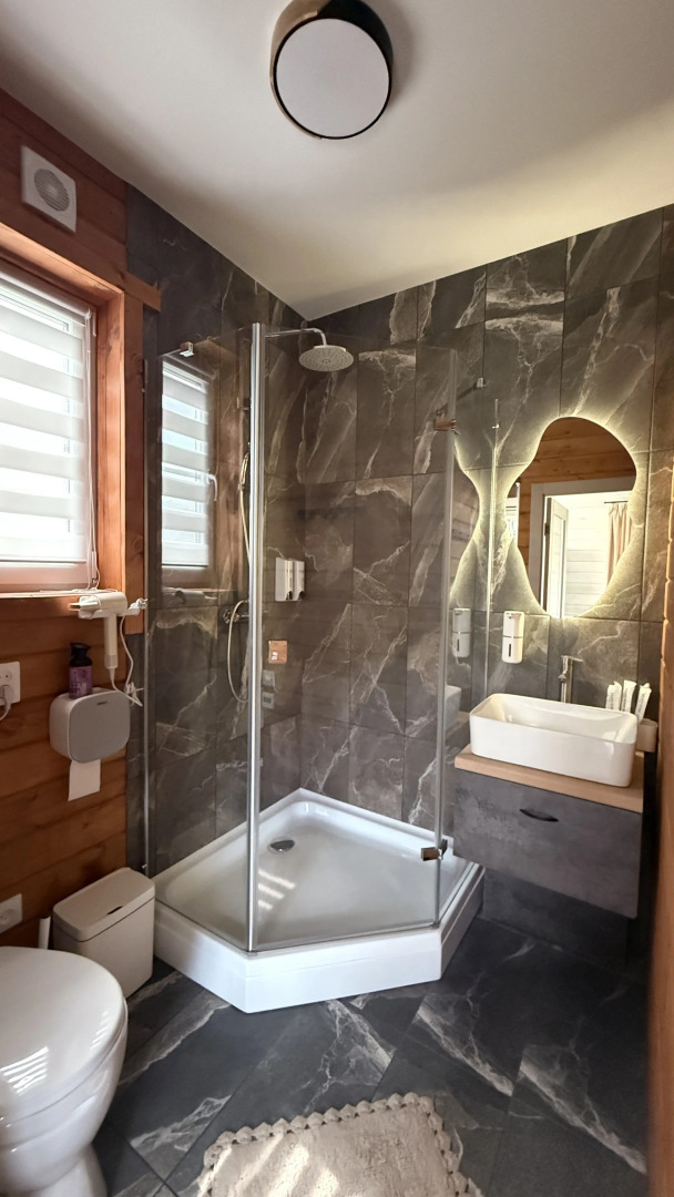 Шале с террасой в горах