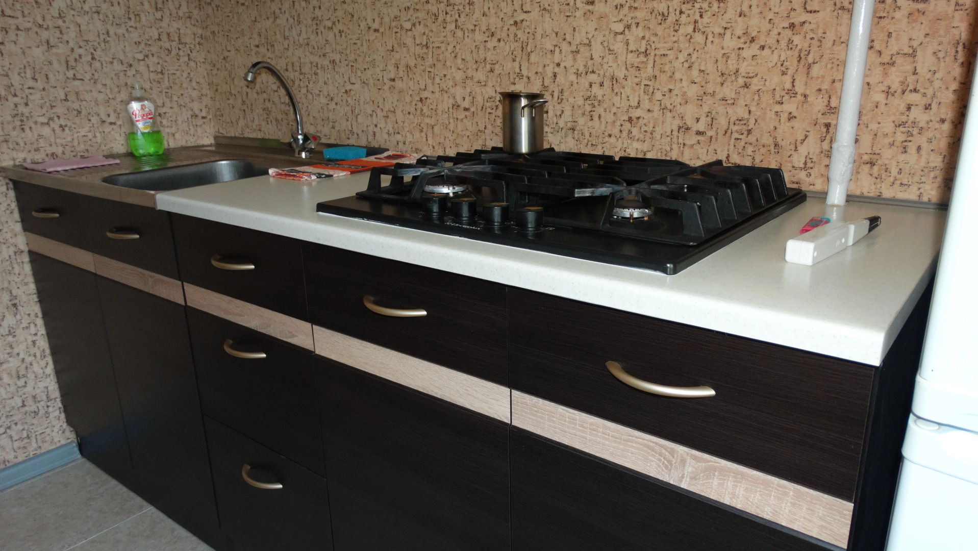 Апартаменты Holiday and Travel