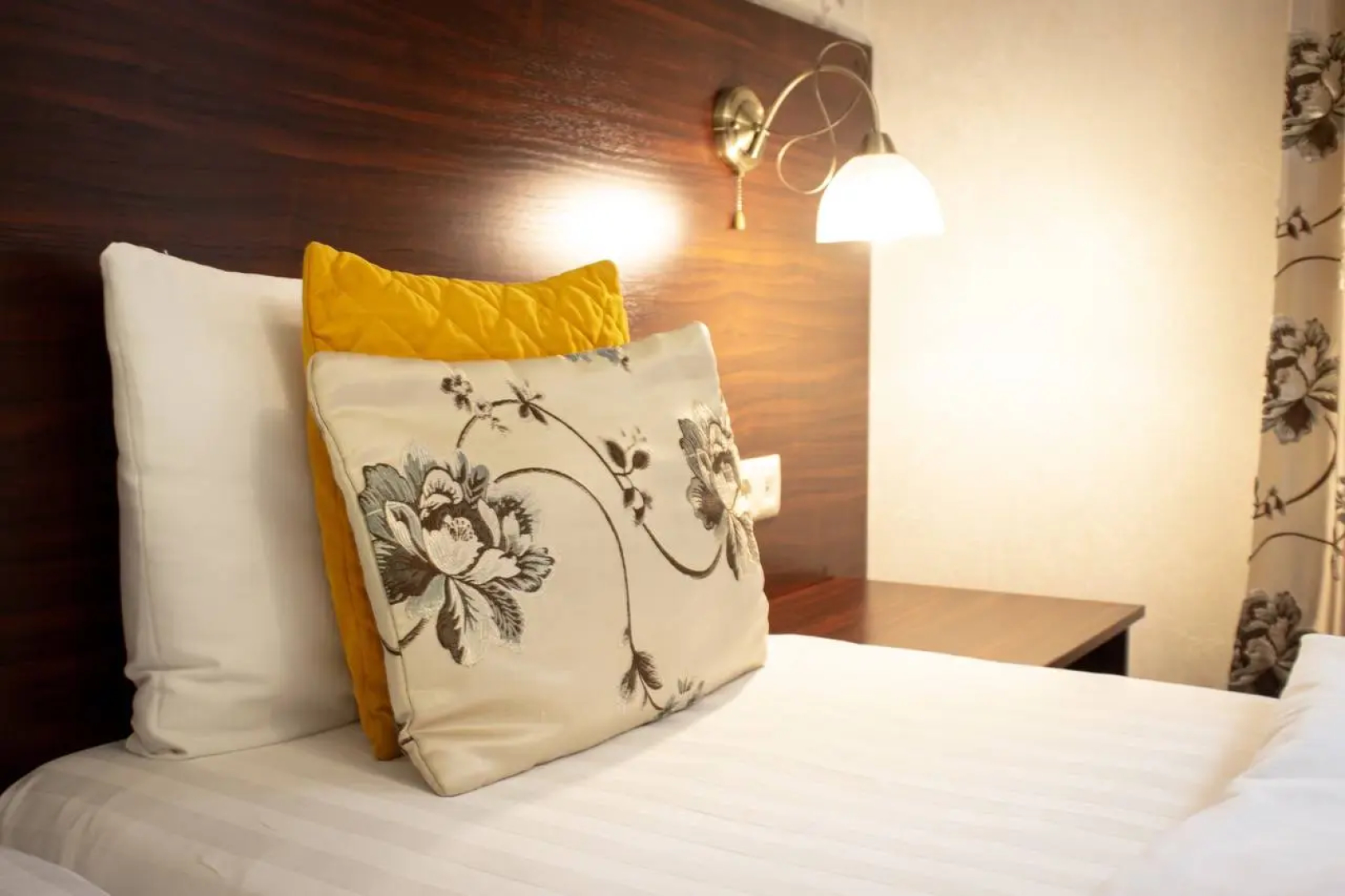 Silk Way Inn