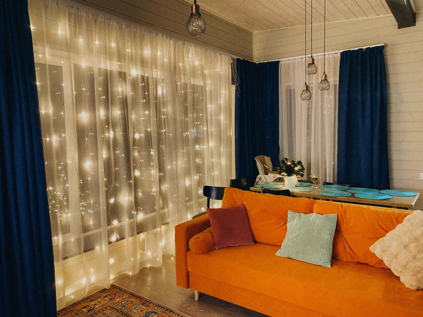 Частный дом дизайнерский великолепной уличной территорией