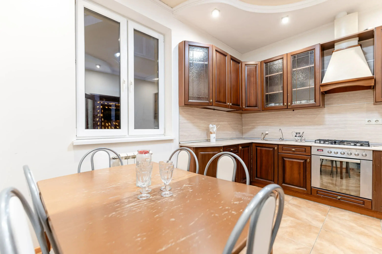 Частный Дом в Белеутово с Бассейном и Сауной