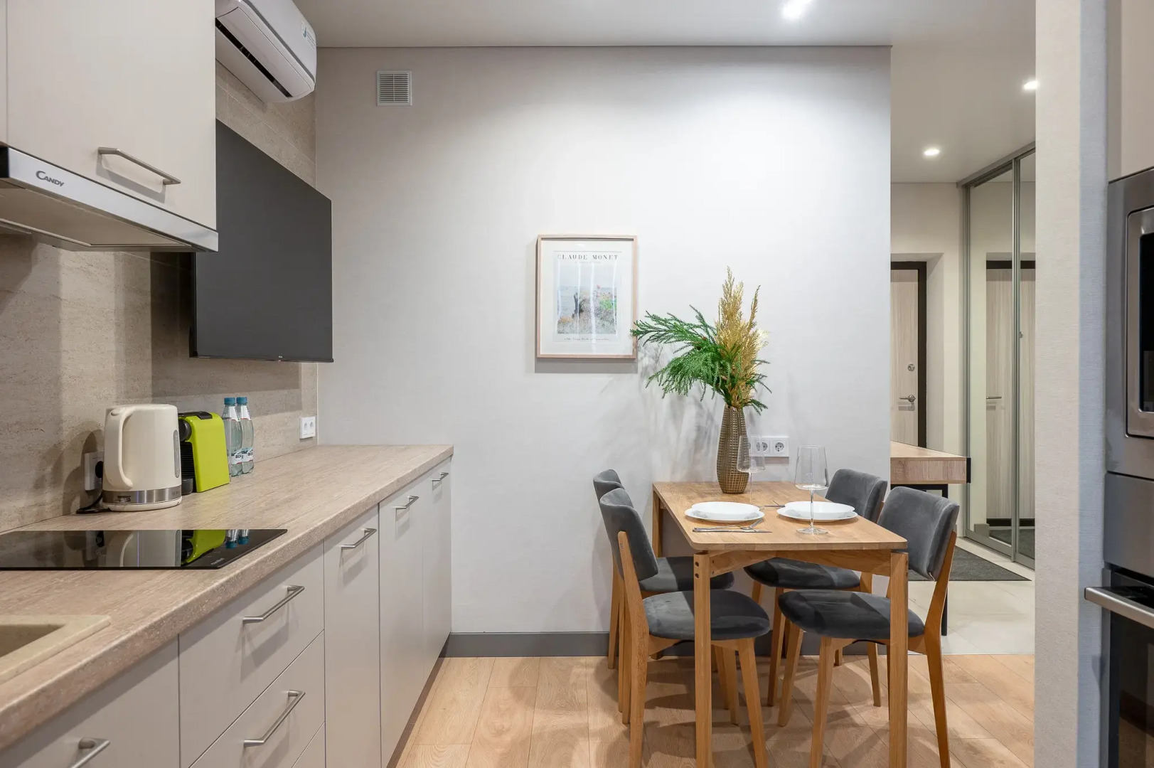 Квартира Milli House Royal Residence