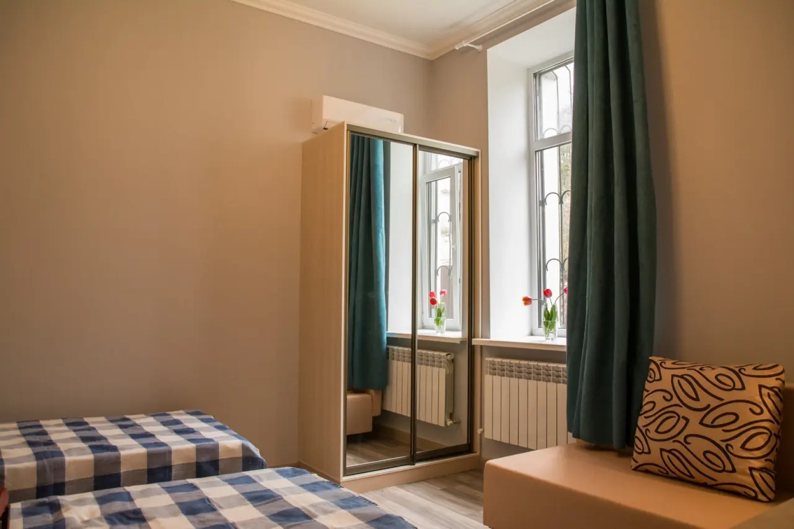 Апартаменты Ермолова 19