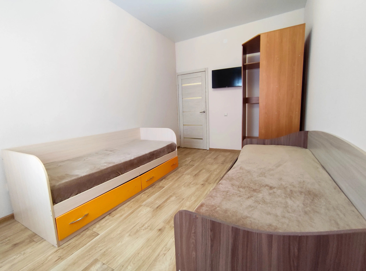 Квартира Трехкомнатная Рядом с Музыкальной Школой иТорговым Центром