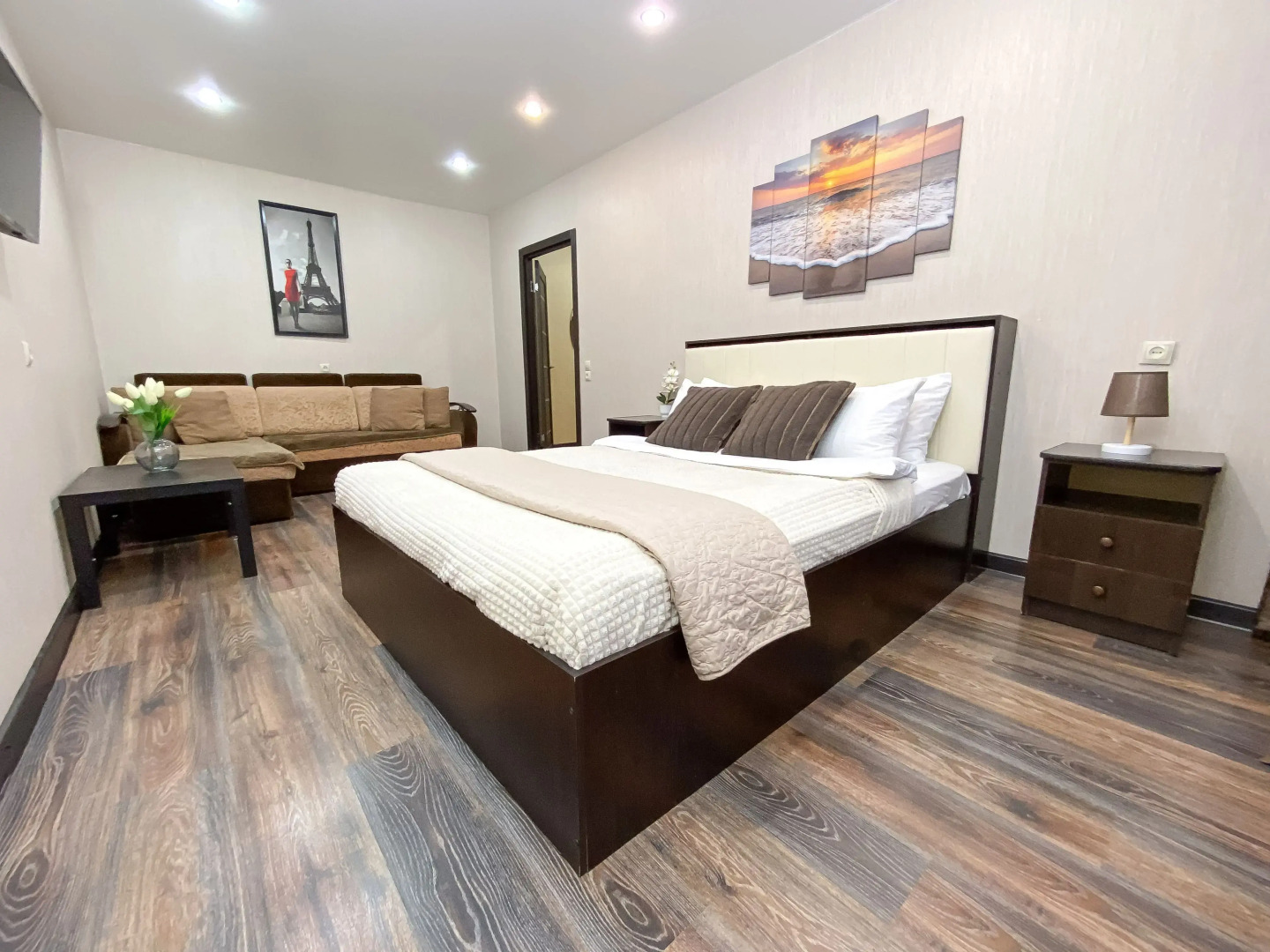 Апартаменты в спальном районе у кинотеатра Луна