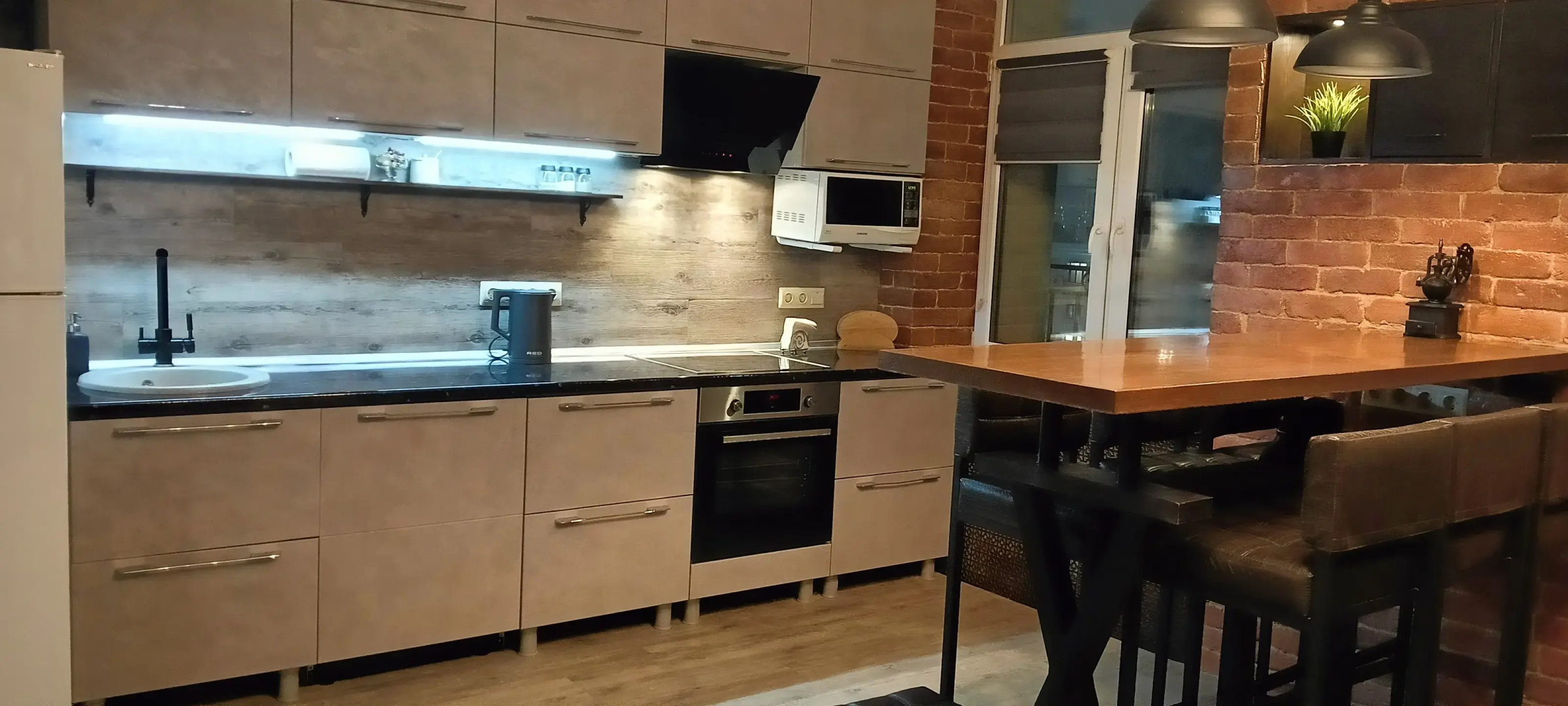 Квартира Light House Apartments