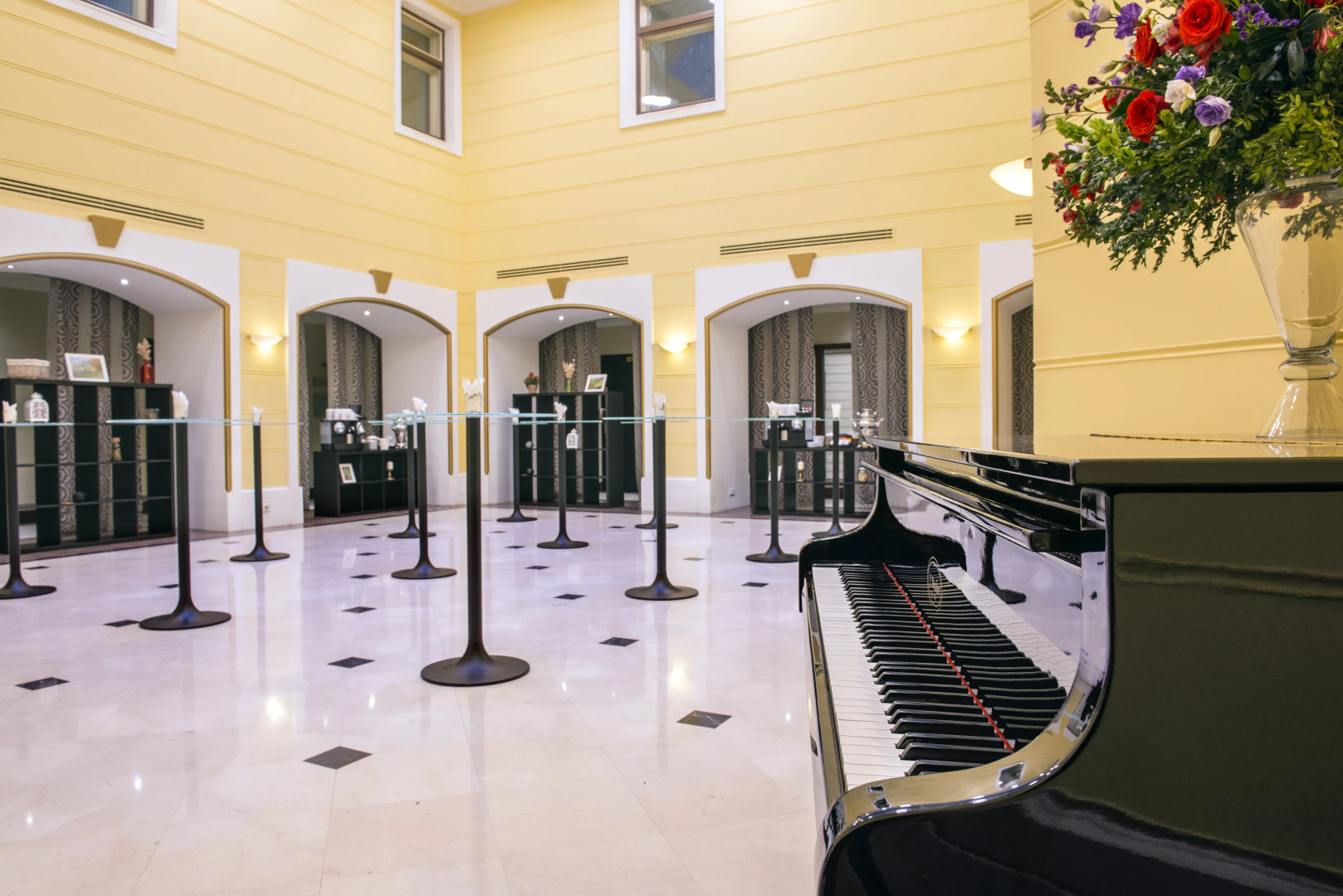 Отель Cosmos Selection St. Petersburg Nevsky Royal