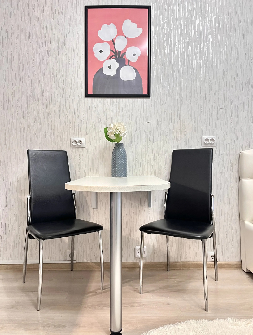 Апартаменты на Революции 52в