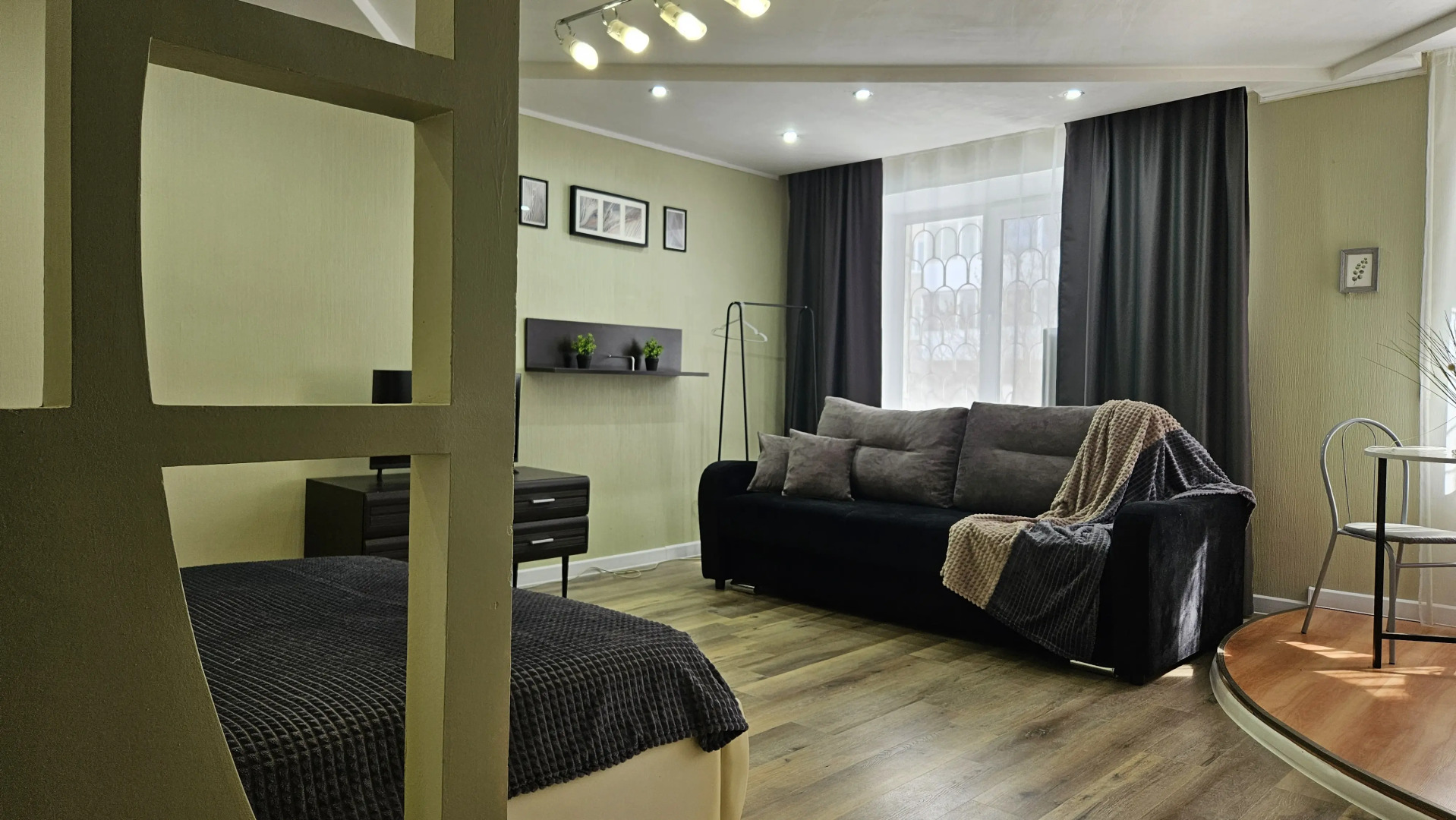 Квартира Луначарского 86