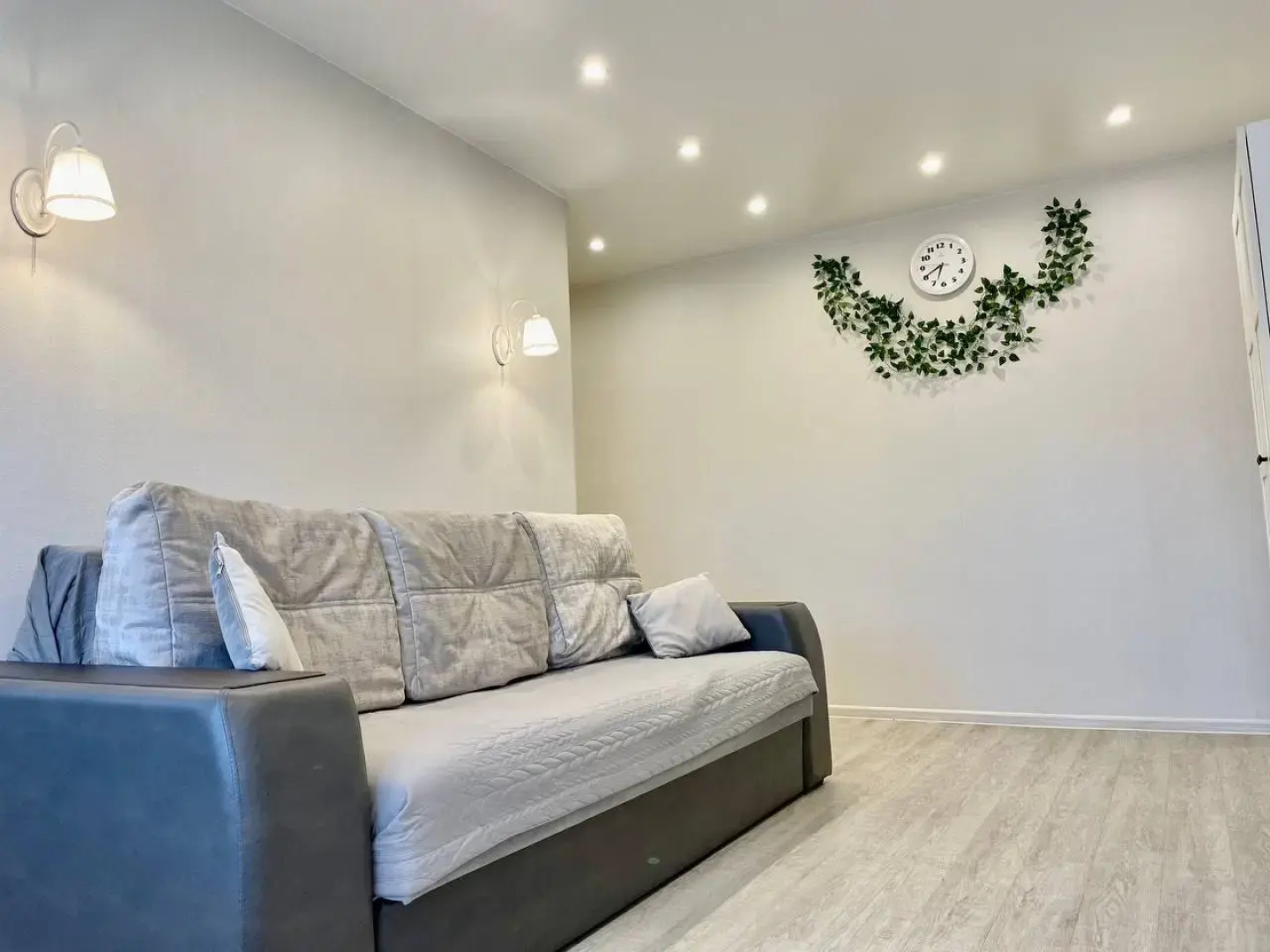 Квартира комфорт Интернациональный 22