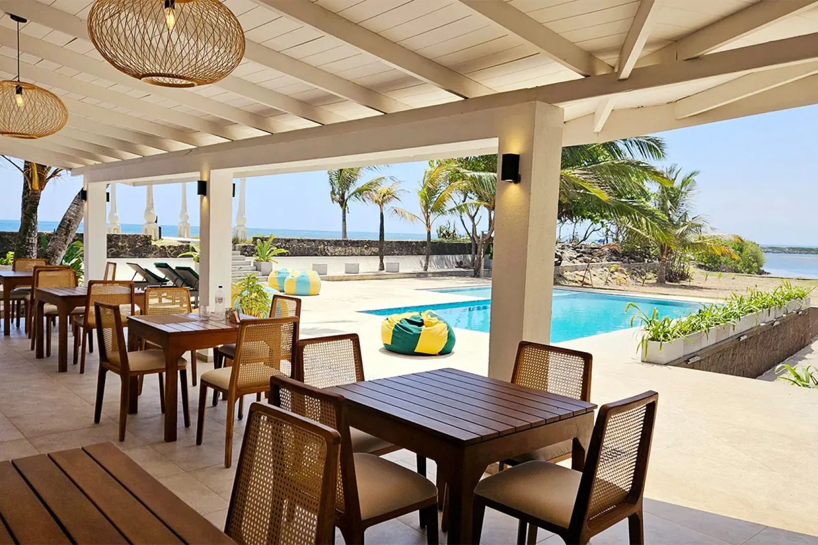 Курортный отель South Beach