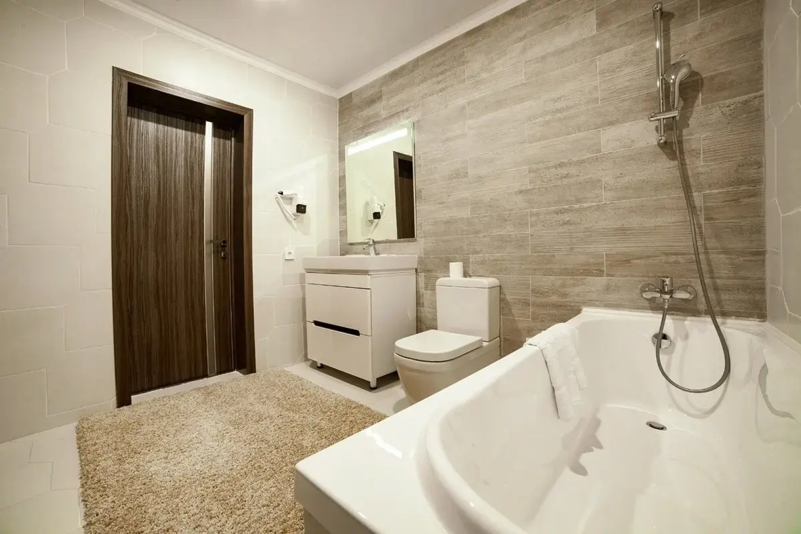 Отель Меридиан