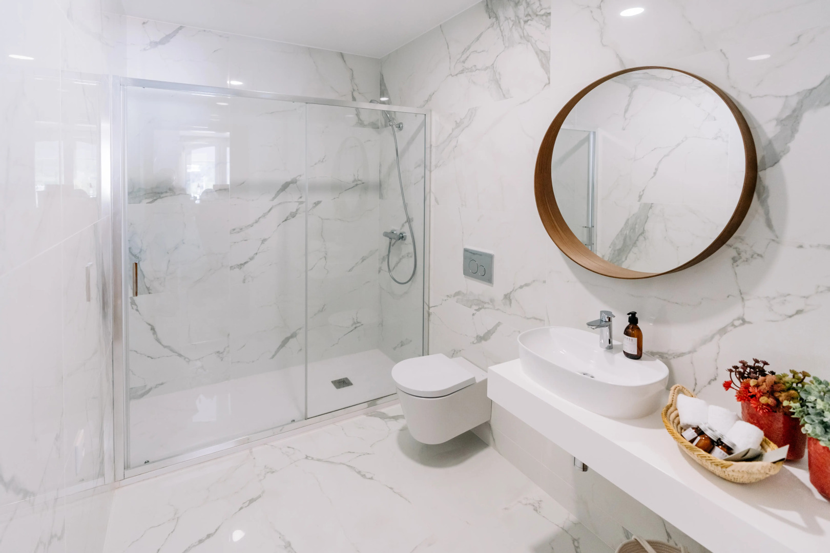 Отель Coliving with Coworking Space Open 24/7