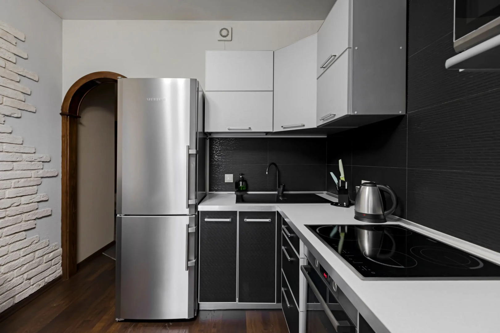 Квартира Современная и уютная рядом с метро и ТЦ