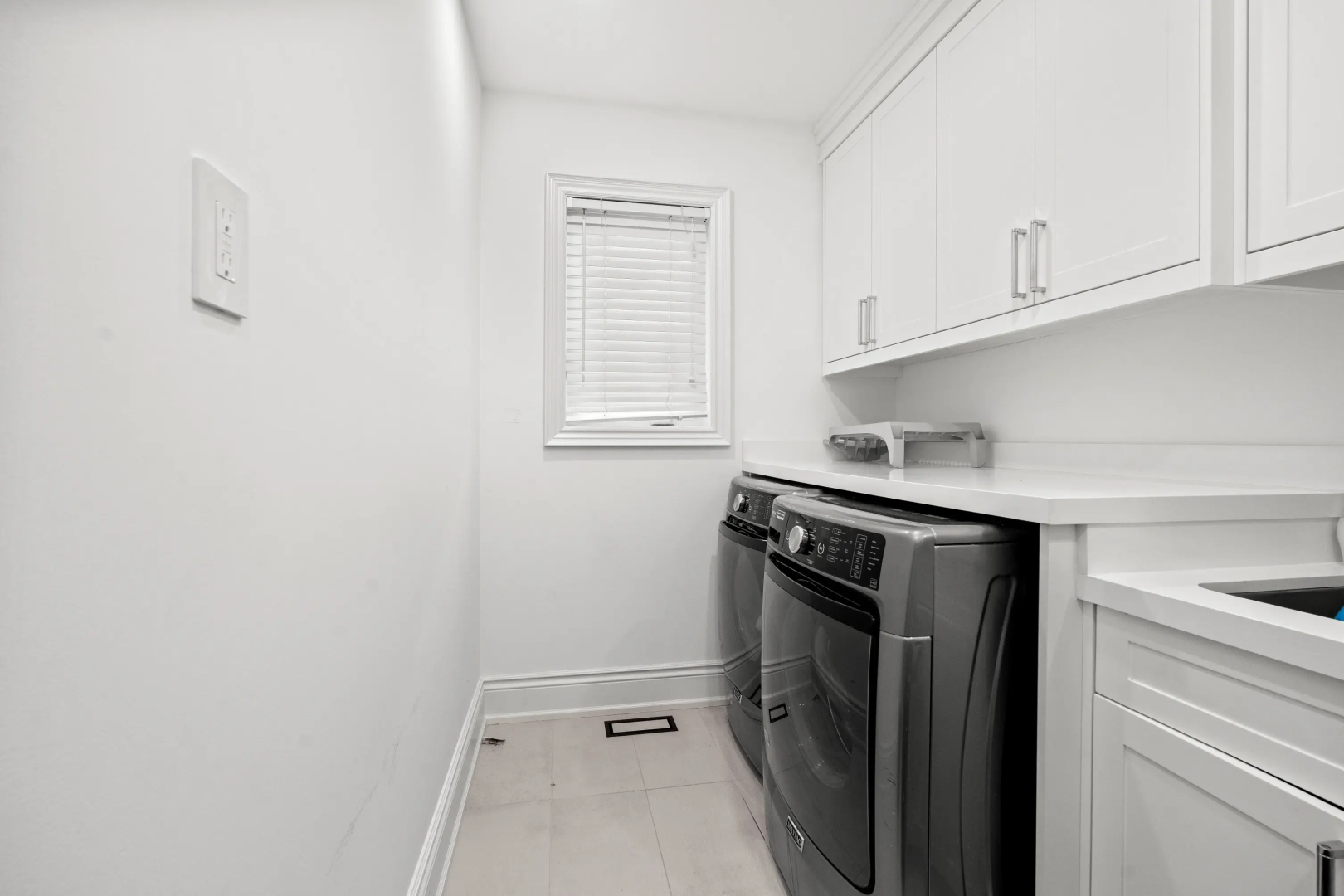 Частный дом Globalstay Luxury 4-Bedroom near Wonderland near Wonderland with Free Parking