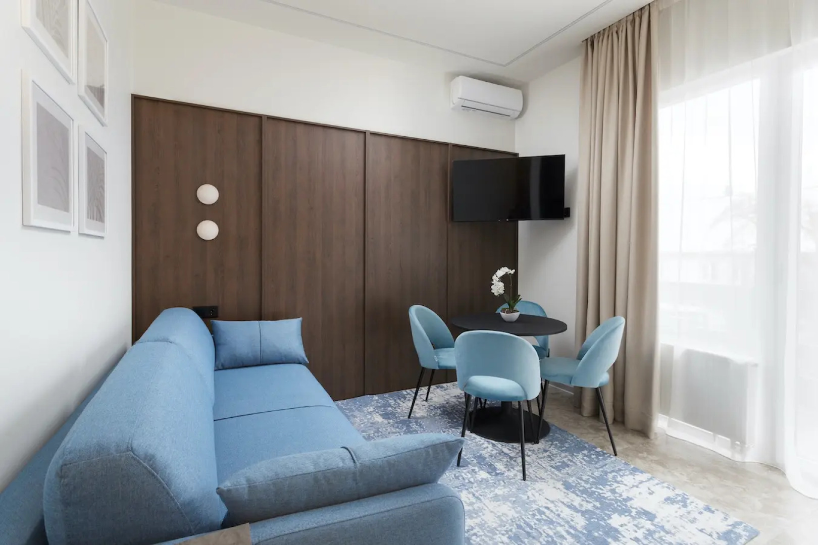 Отель Эльпида