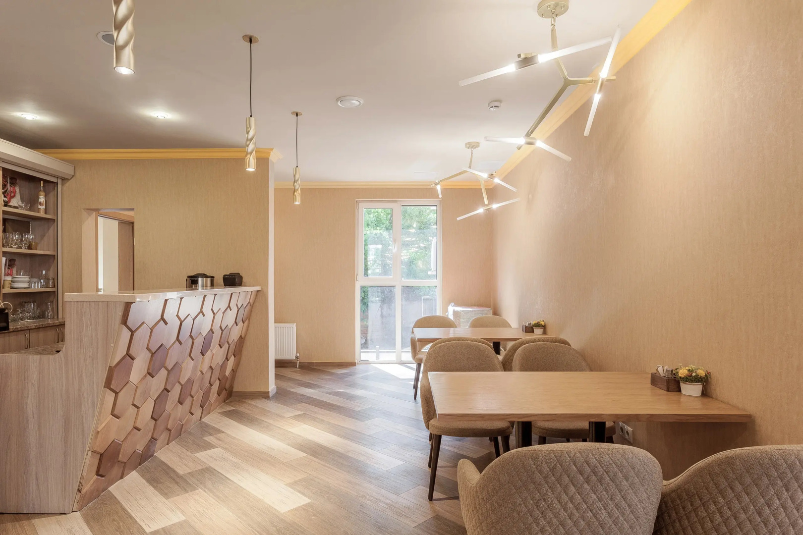 Отель Marton Palace