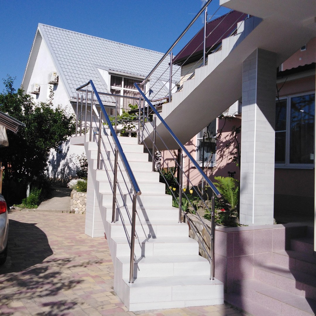 Отель на Луговой