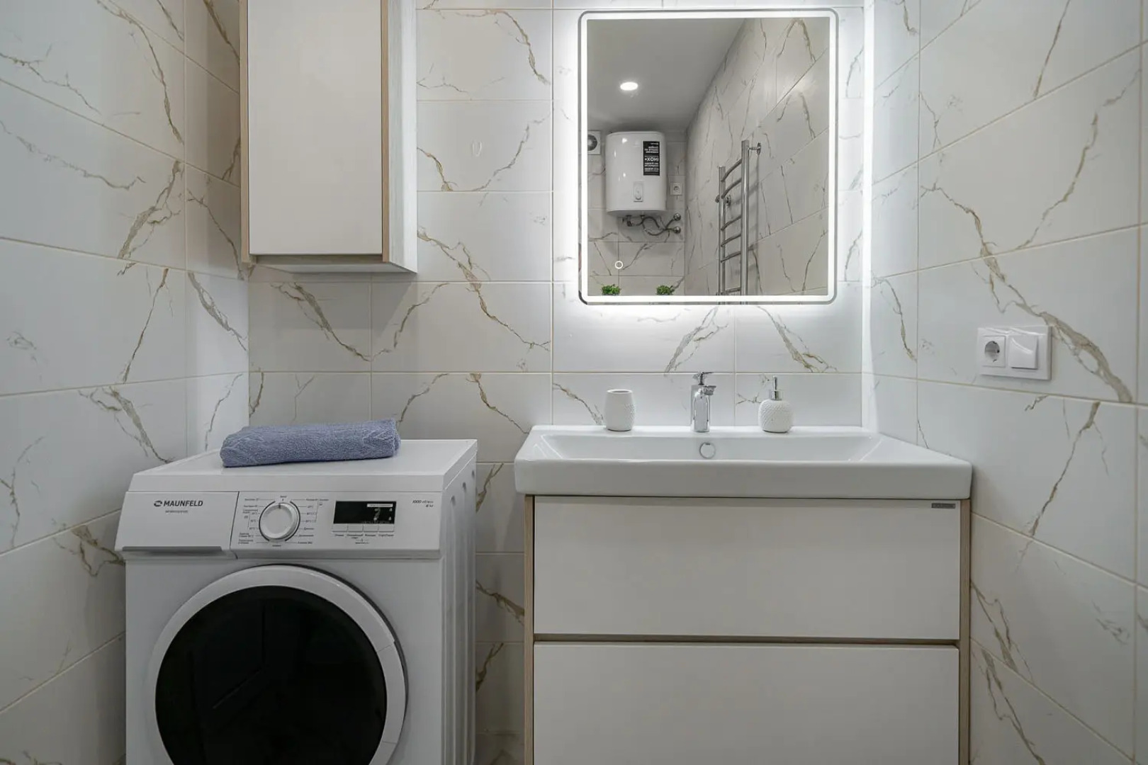 Двухкомнатные Апартаменты Ladgorna на Макаёнка 12к