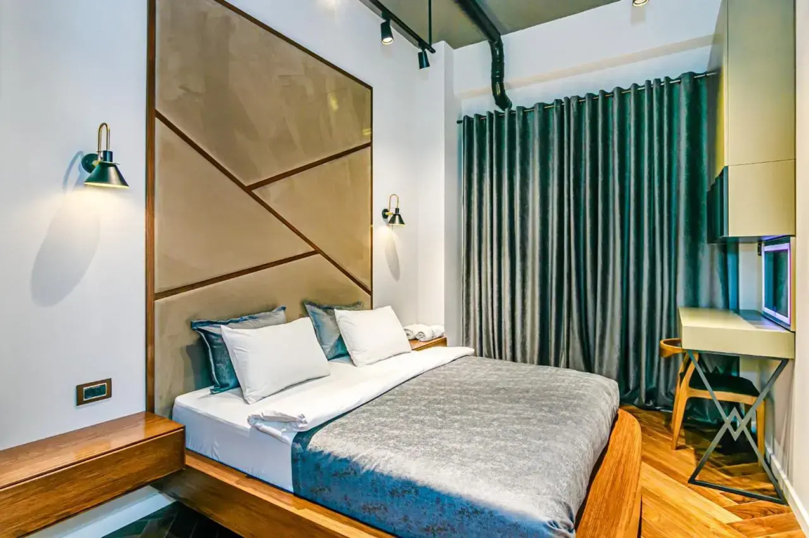 Апартаменты Luxury 1 bed Knightsbridge Residence White City