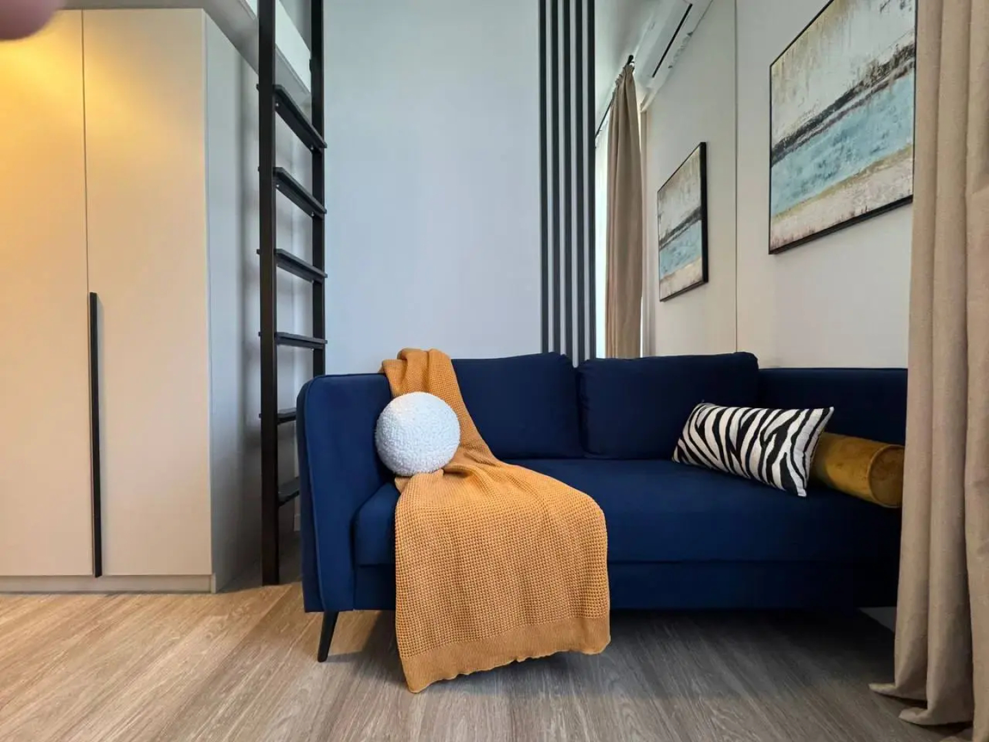 Апартаменты Студия Двухуровневая на Грайвороновской