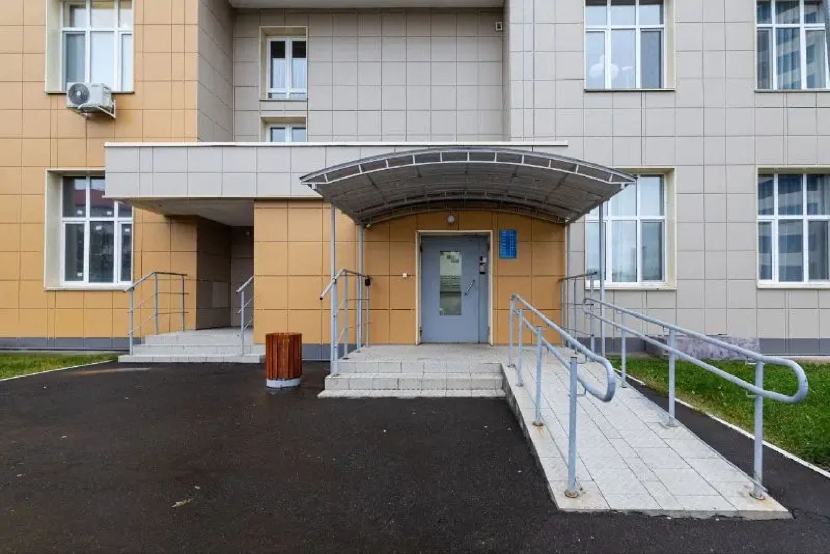 Апартаменты на Павлюхина