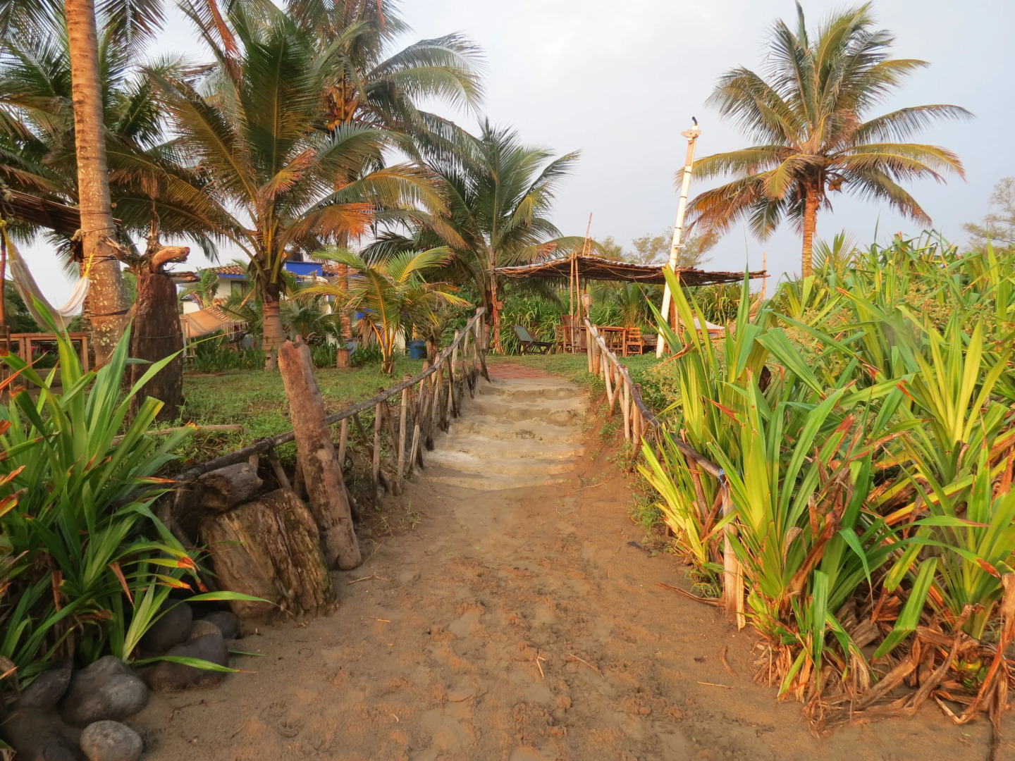 Отель Eco Coco Loco by Rotamundos