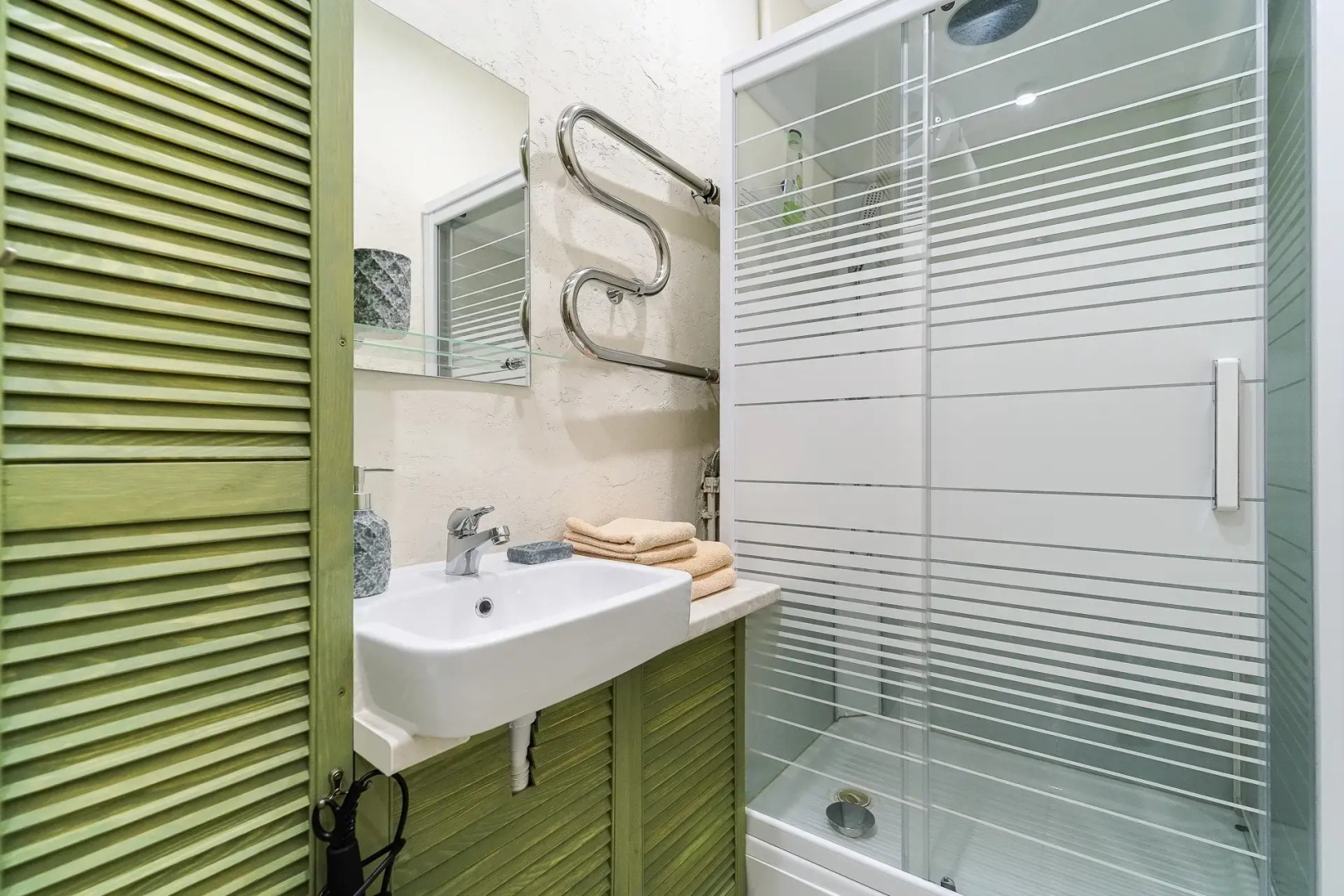 Двухкомнатная Квартира на Интернациональной 13