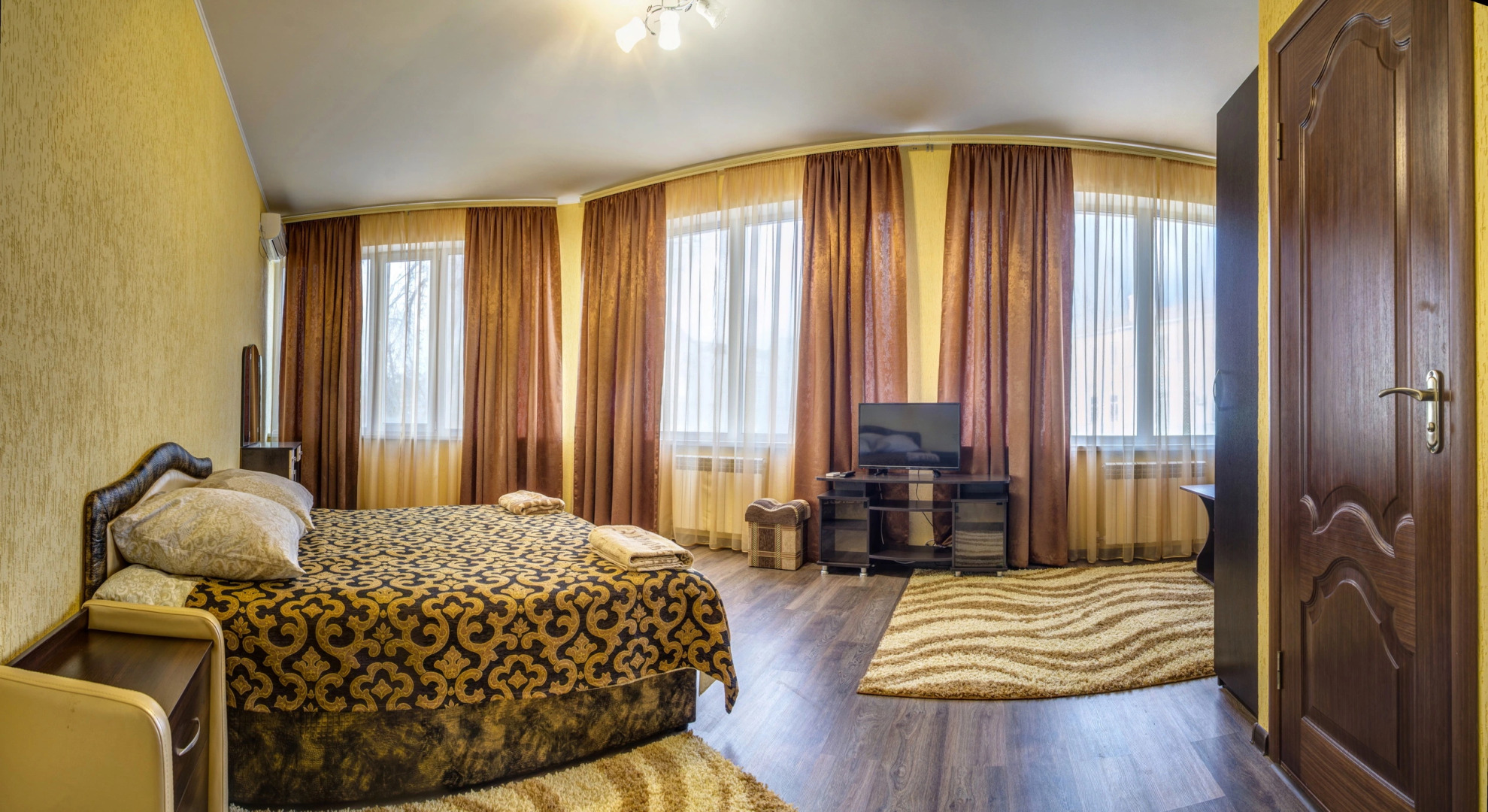 Отель Мидас