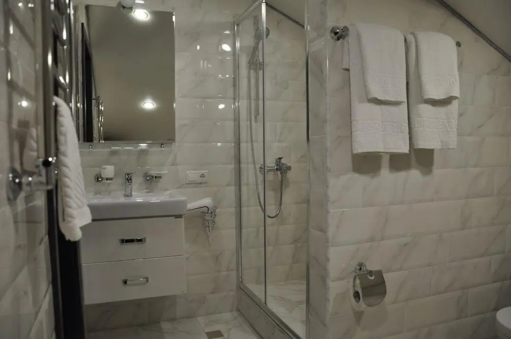 Отель Blue Marine