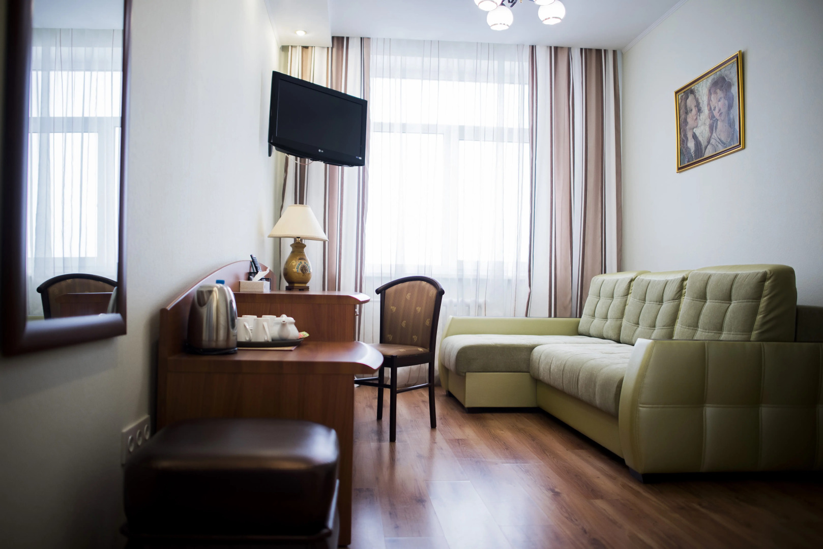 Гостиница Октябрьская