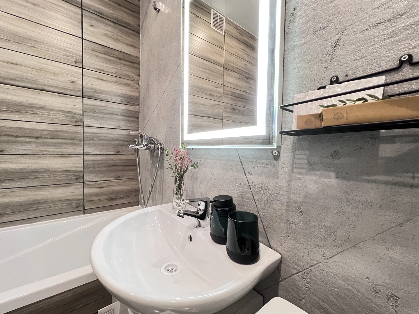 Апартаменты Family by the River