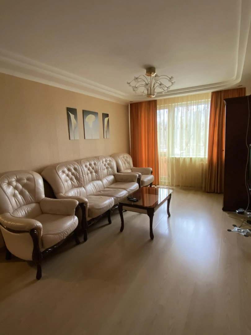 Апартаменты На Старопрегольской Набережной 16