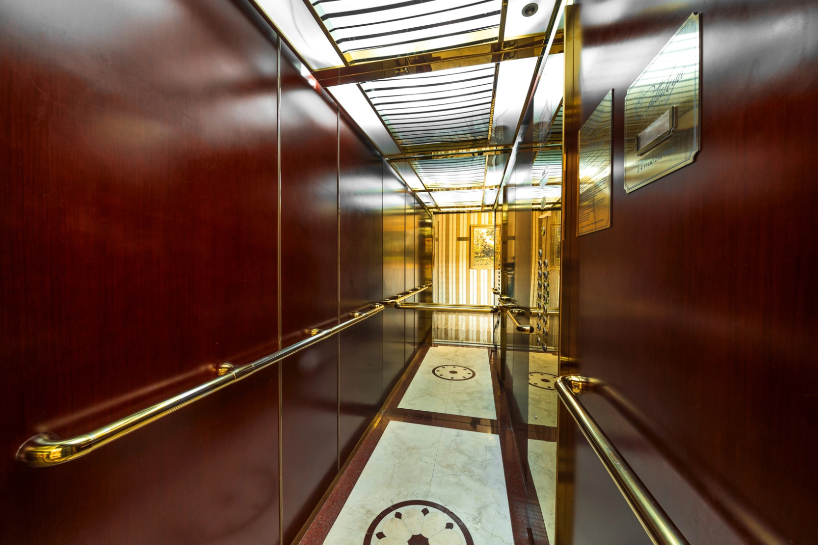 Отель Денарт