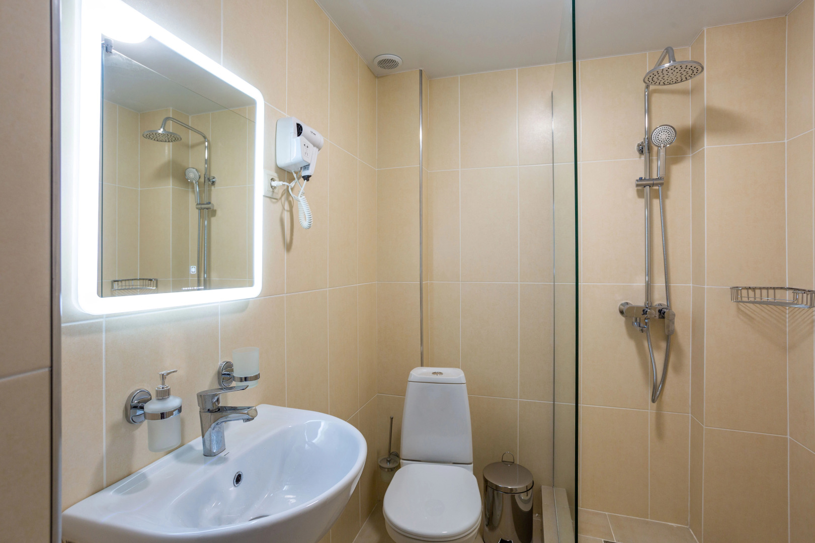 Гостиница Амра