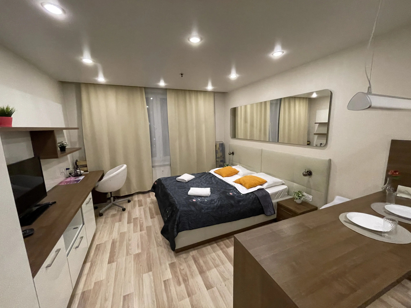 Апартаменты Plaum Hotel Хошимина 16