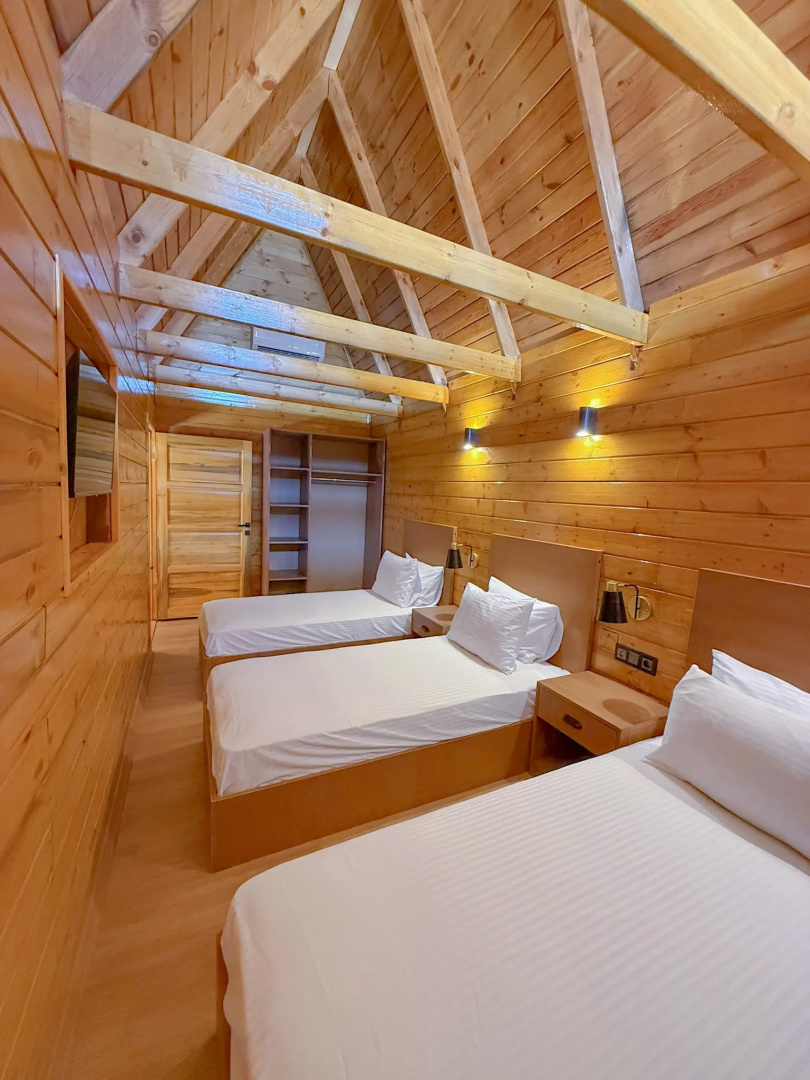 Отель Navy Inn & Bungalows