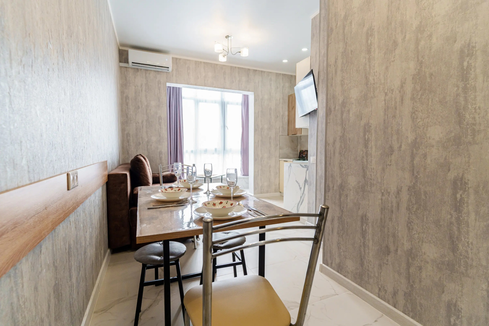 Апартаменты в центре Новороссийска от LetoApart 1