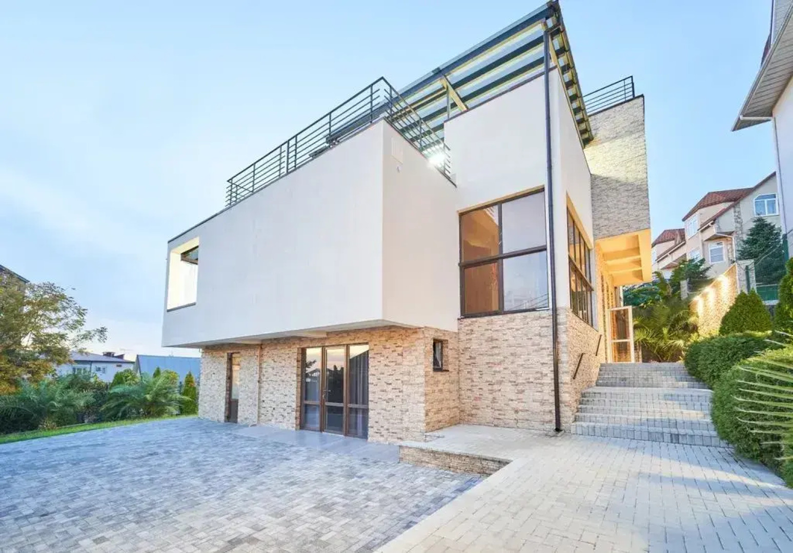 Апартаменты Вилла на Орбитовской