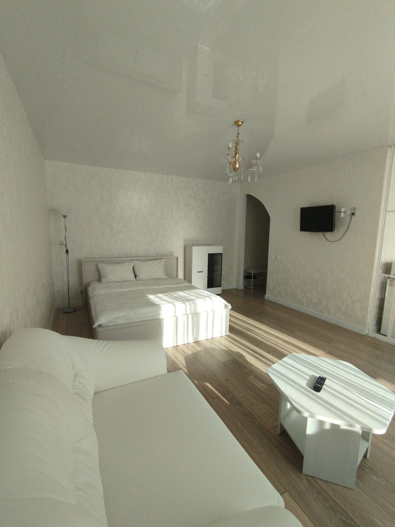 Квартира У главной площади Победы