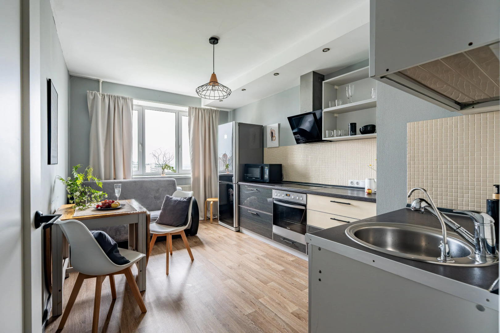 Квартира Sunrise у метро Satin home