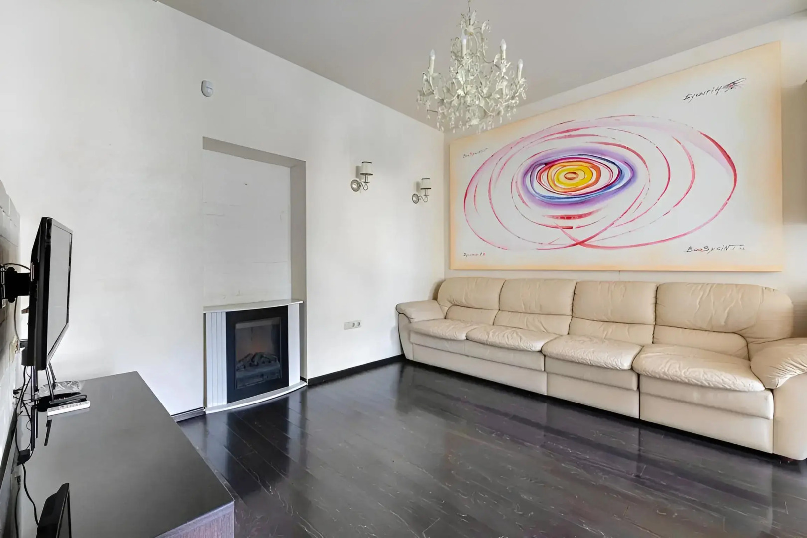 Квартира Двухкомнатная Классическая на Большой Красной 63