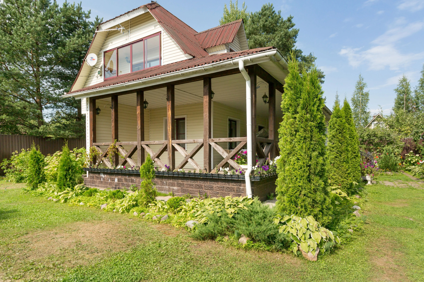 Частный дом Дом в Садах