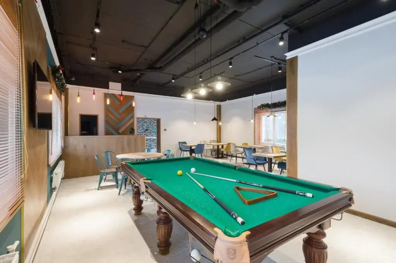 Отель Андерсен