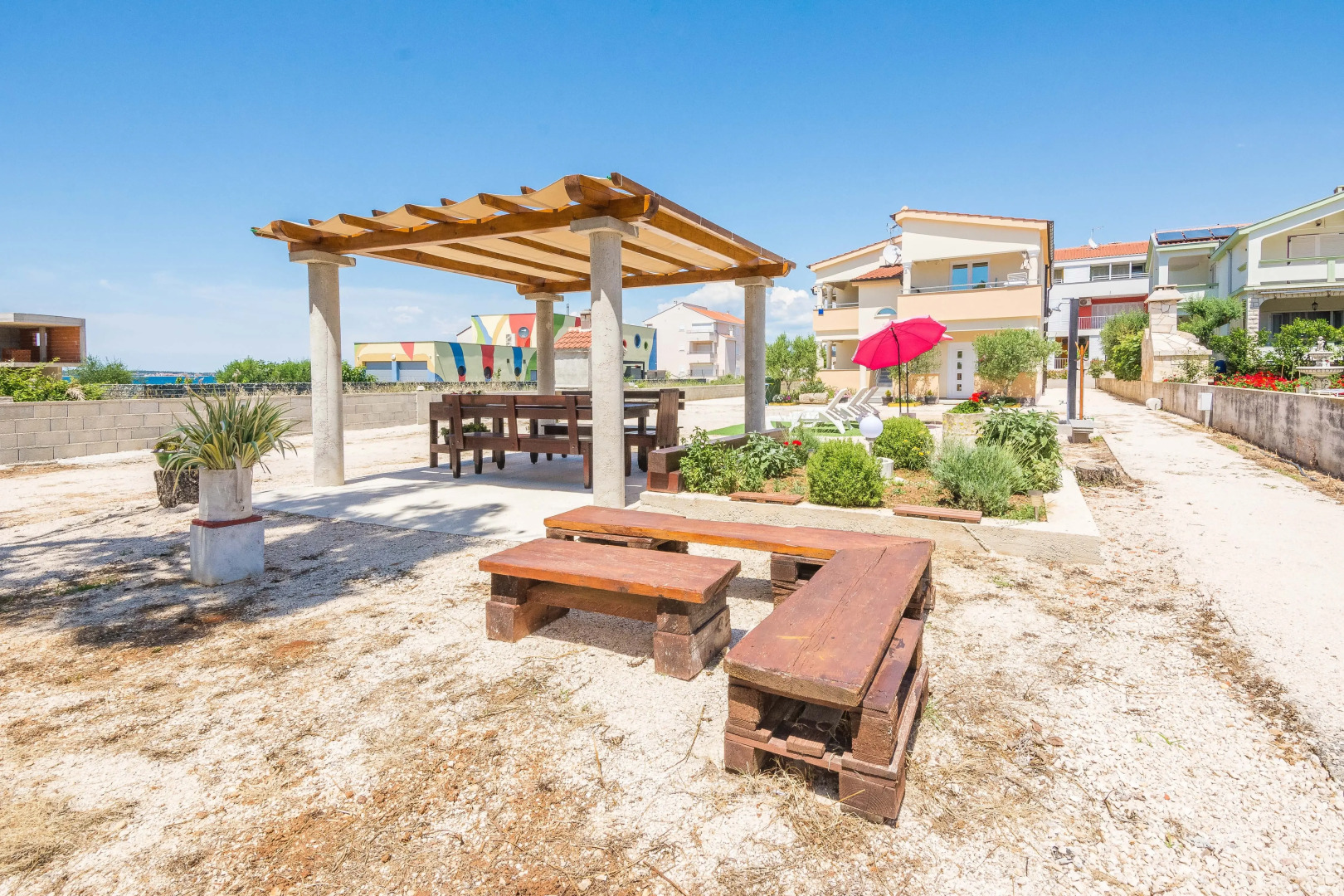 Apartments Ujaković