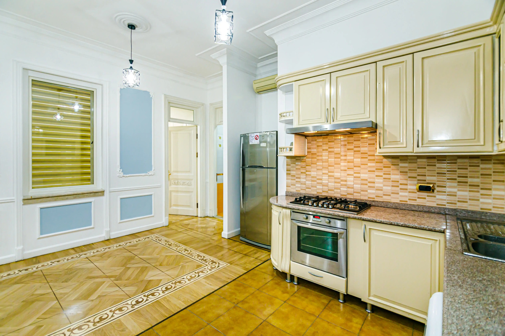 Апартаменты Luxury 7 Bedroom in Nizami street