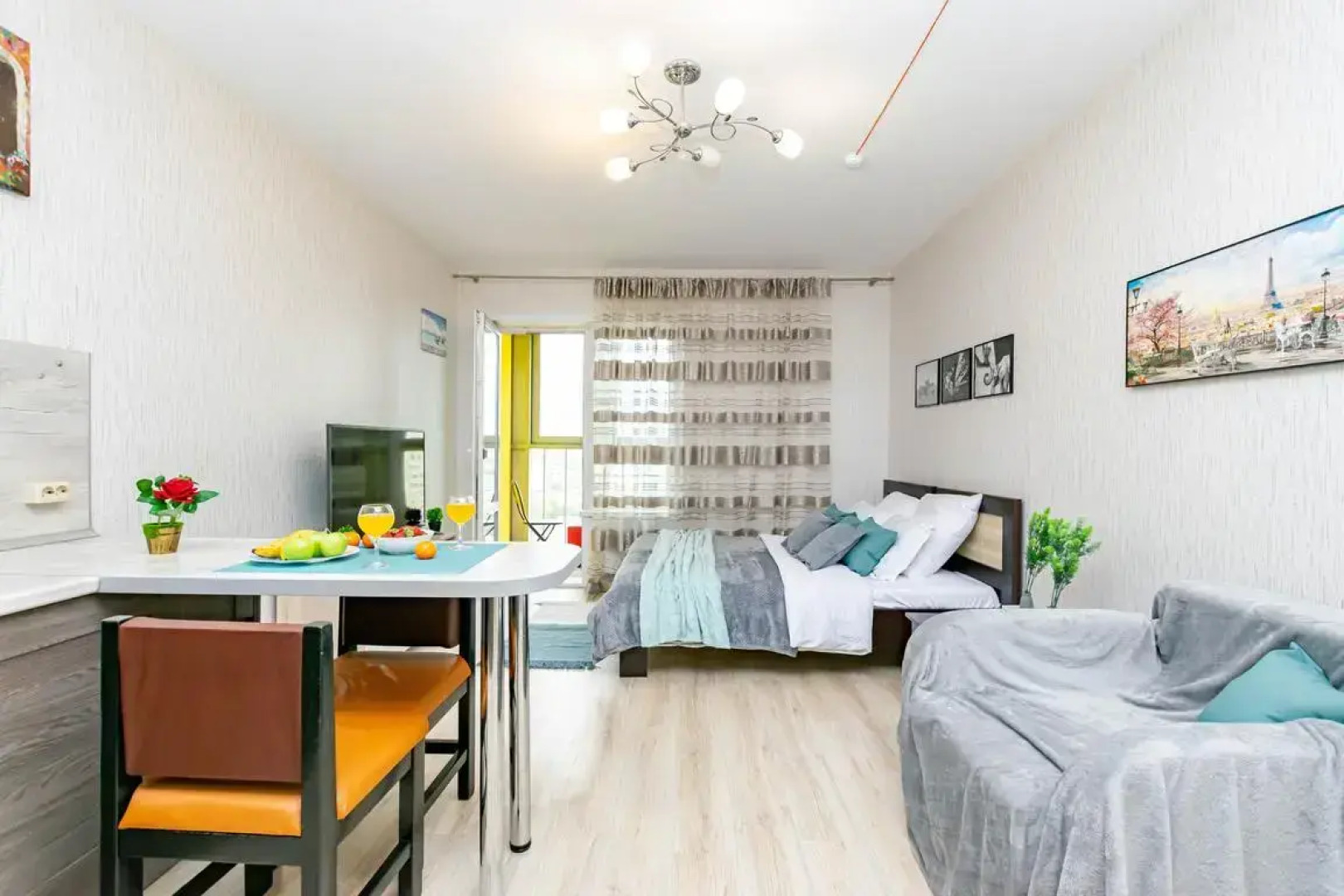 Апартаменты Cosmos Apart на Революции 54 (1)