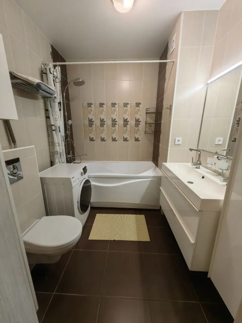 Квартира Krasroom с 3 комнатами в ЖК Параллели