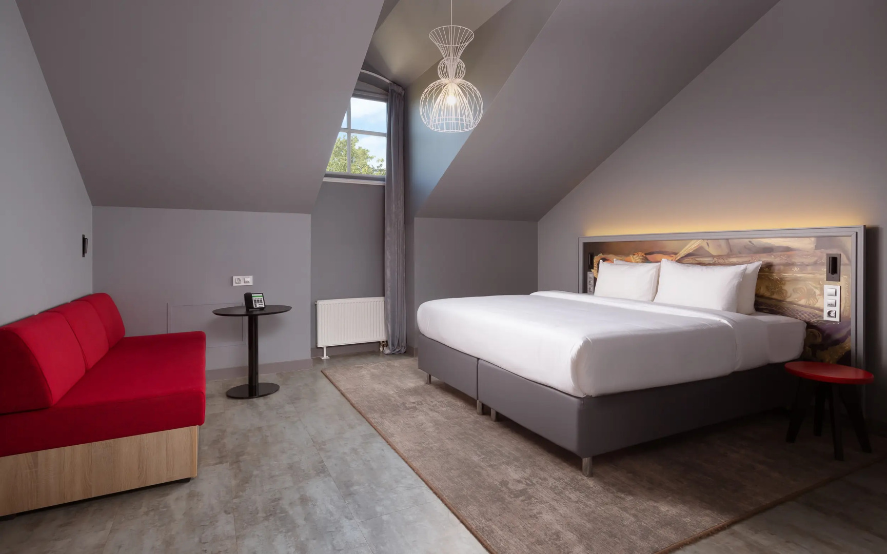 Театральная Площадь Отель