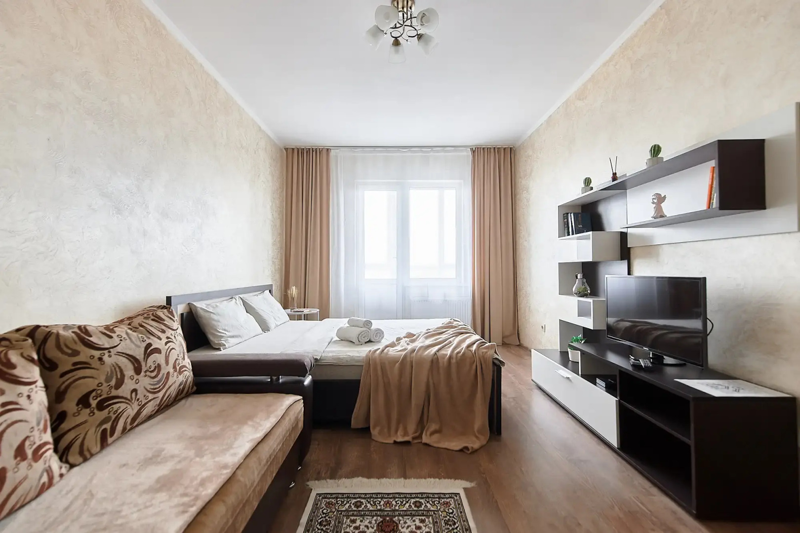 Апартаменты Тимирязева 10 Yellow